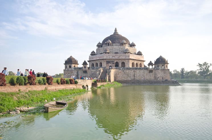 Sasaram: Mausoleum
