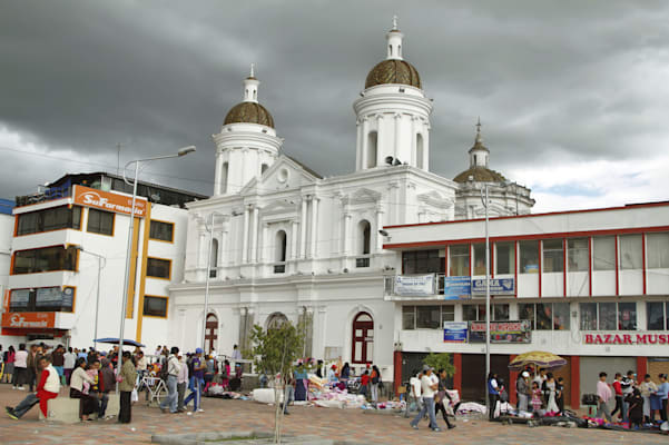 Latacunga: Kirche (Iglesia de el Salto)