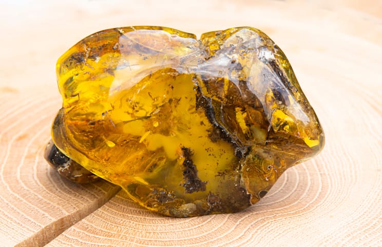 Edelsteine: Bernstein