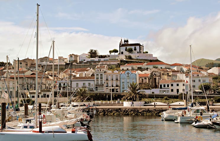 Azoren: Hafen von São Miguel