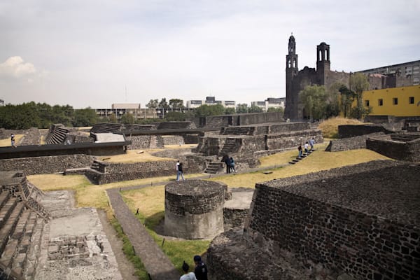 Tlatelolco: Iglesia Santiago