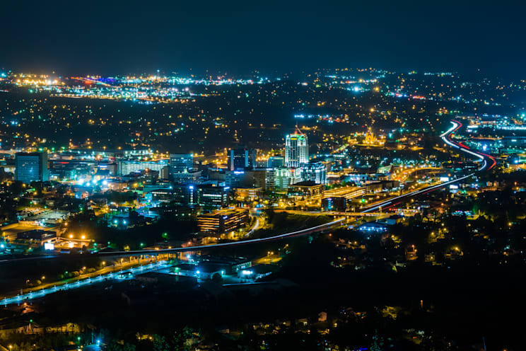 Roanoke: Nachtansicht