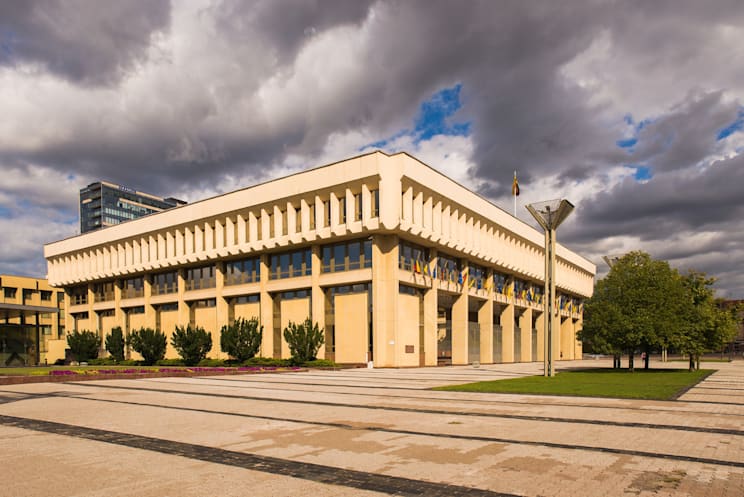 litauische Kunst: Parlament