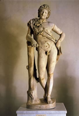 Griechische Mythologie: Ruhender Satyr