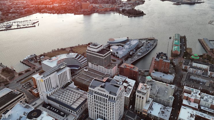 Norfolk: Luftansicht Hafen