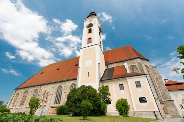 Eferding: Pfarrkirche