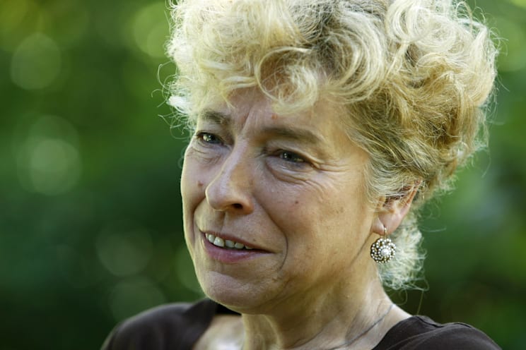 Schwan, Gesine