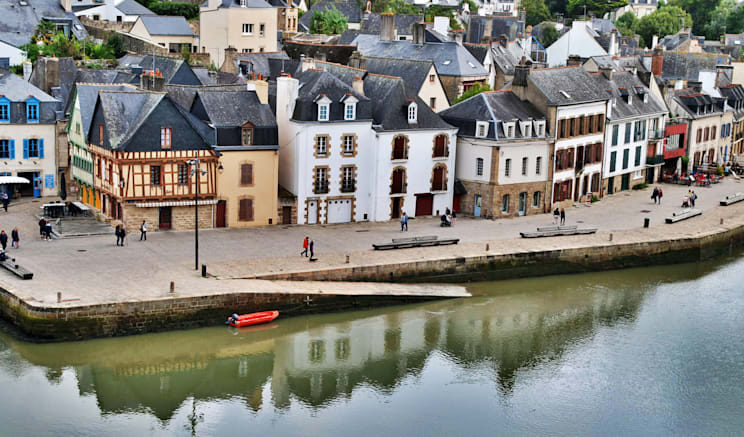 Auray