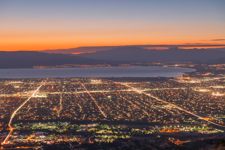 Provo: Stadt bei Nacht