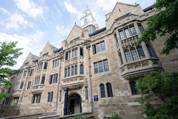 New Haven: Yale University