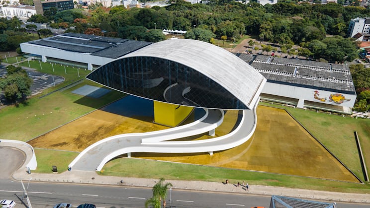 Curitiba: Oscar Niemeyer Museum