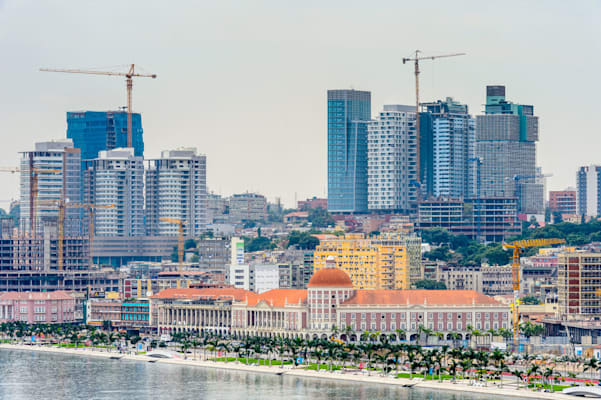 Angola: Luanda