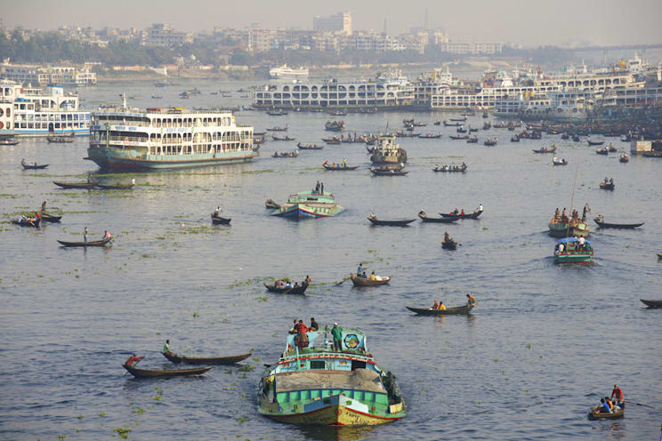Bootsverkehr in Bangladesch