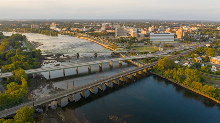 Trenton: Delaware River
